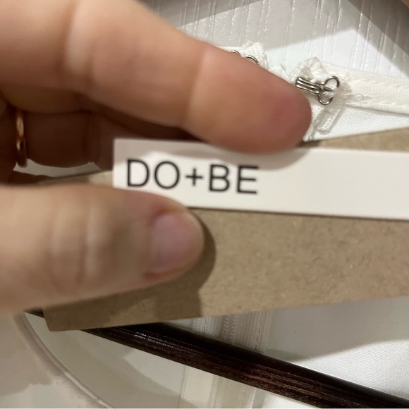 DO+BE off white sleeveless top size small - Picture 4 of 10